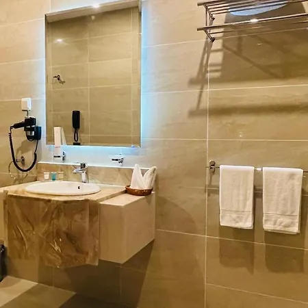 Lolia Hotel Ras Tanura Exterior photo
